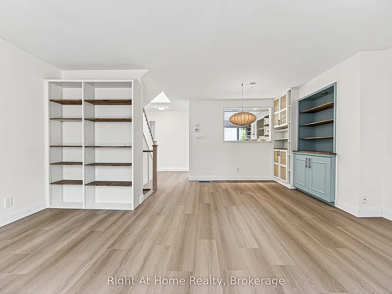 109 Brant St — Photo 30