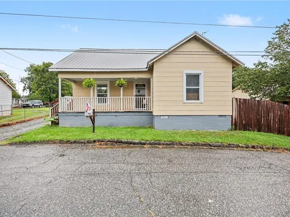 208 Copley St, Lexington, NC 27292