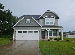 250 Grantham Dr, Raeford, NC 28376