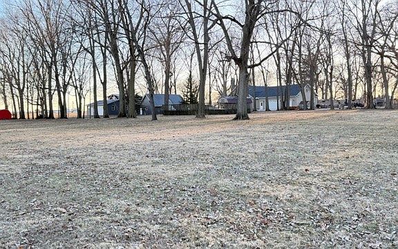 2nd image of 504 S Chicago St