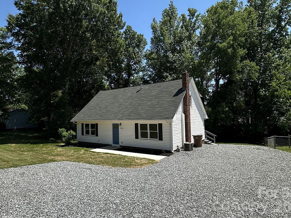 1st image of 806 S Laurel St