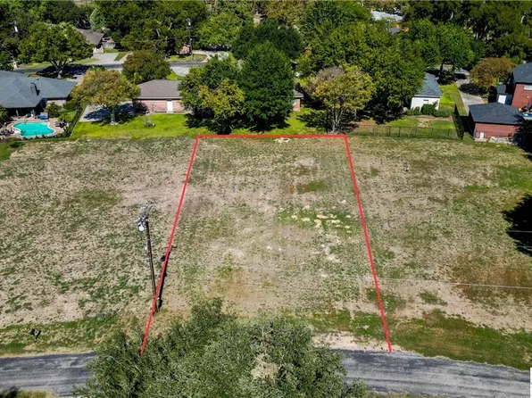 130 Fair Winds, Mc Queeney, TX 78123