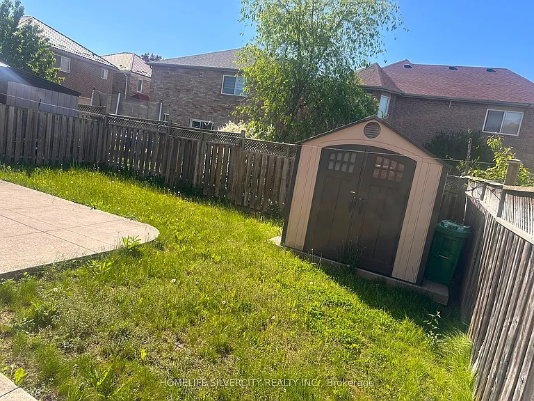 6 Silverbell Ct — Photo 4