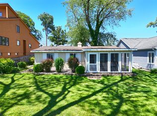 31467 Maple Island Rd, Dowagiac, MI 49047