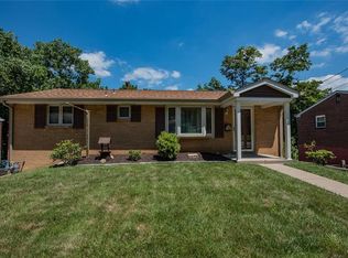 146 Greenview Dr, Verona, PA