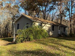 210 Geer Rd, Lebanon, CT 06249