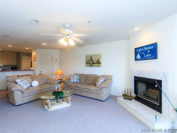601 Park Place Dr #3B, Kaiser, MO 65047