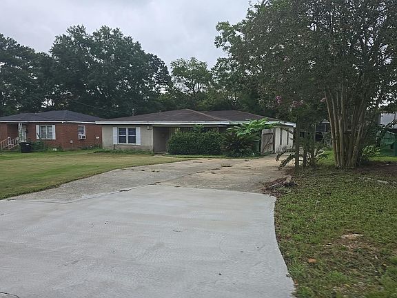 2nd image of 1416 42nd St