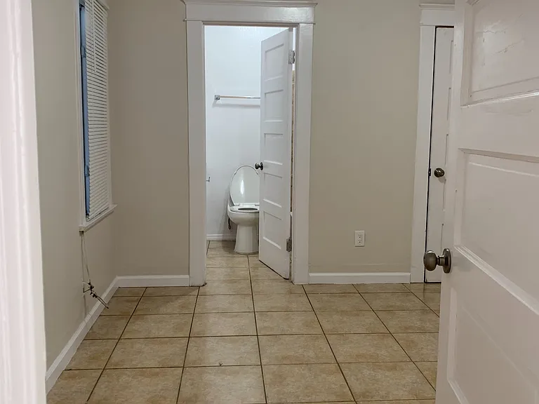 2116 Adair St #2118-1/4 — Photo 5