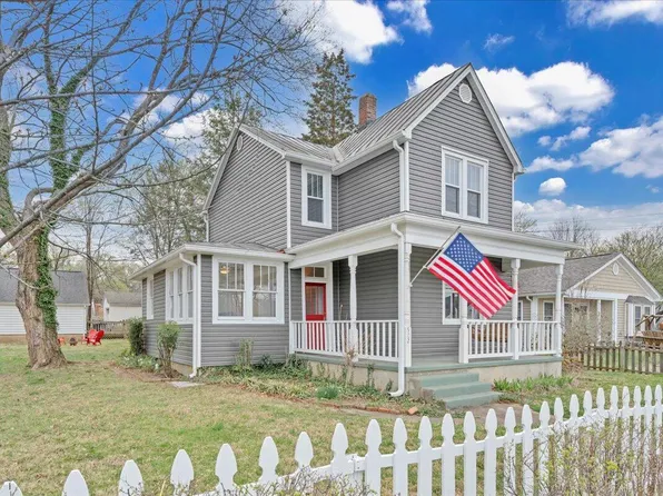 902 Piedmont Ave, Salem, VA 24153