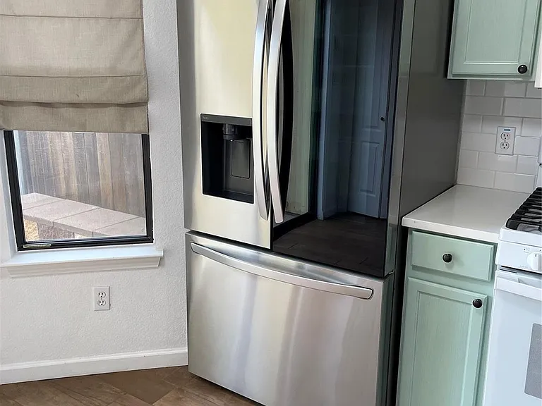11901 Swearingen Dr #115 — Photo 8