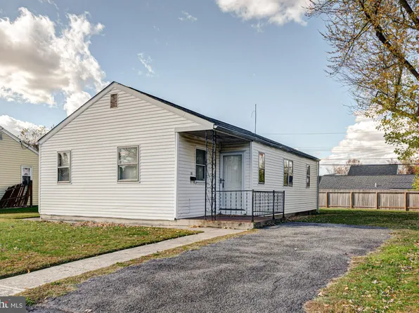 321 Bassett Ave, New Castle, DE 19720