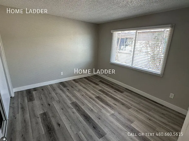 2262 E Broadway Rd #A — Photo 8