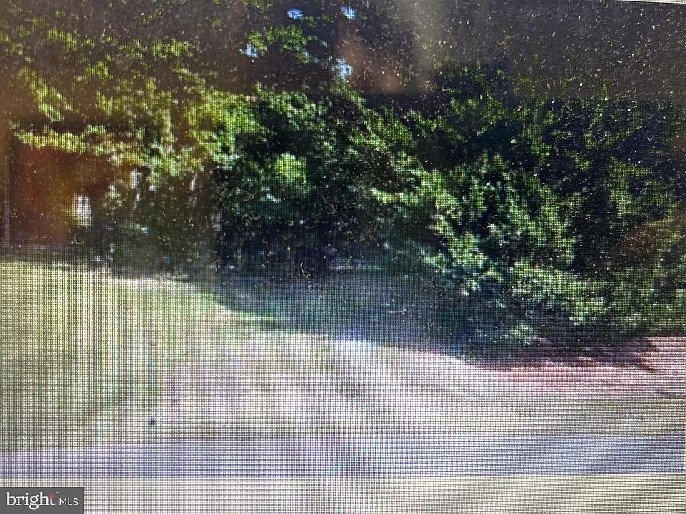 1st image of 312 Sandy Ridge Rd
