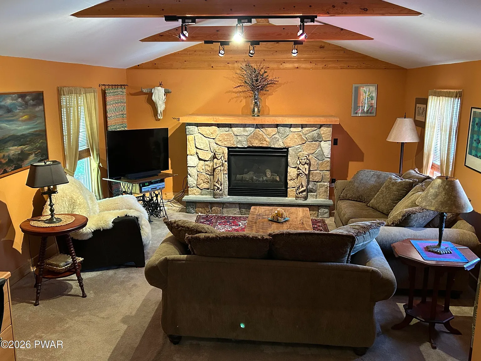 1 bed, 1.0 bath, 1200 sqft, $2,100 — Photo 4