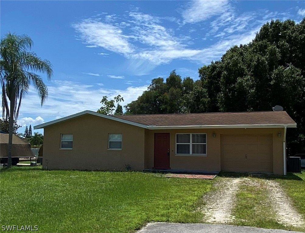 1369 Sunrise Dr North Fort Myers Fl 33917 Zillow 5044
