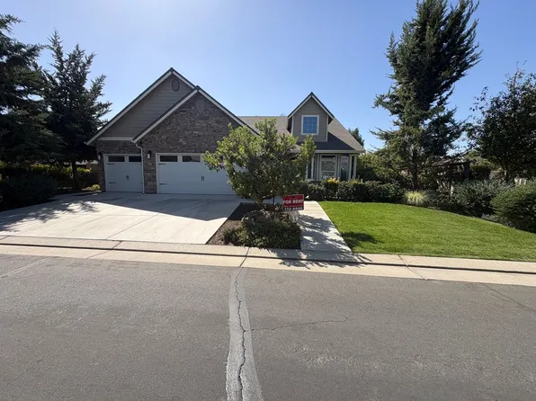 3163 Parks Ave, Tulare, CA 93274