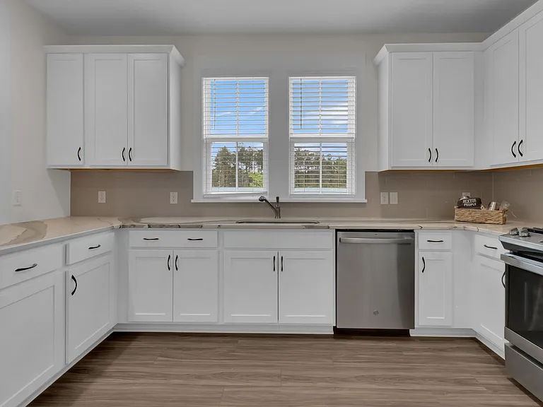 268 Symphony Ave — Photo 29