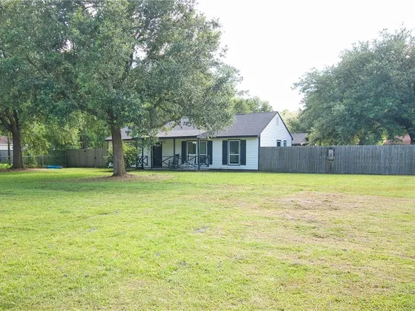 36186 Jessie Singletary Rd, Pearl River, LA 70452