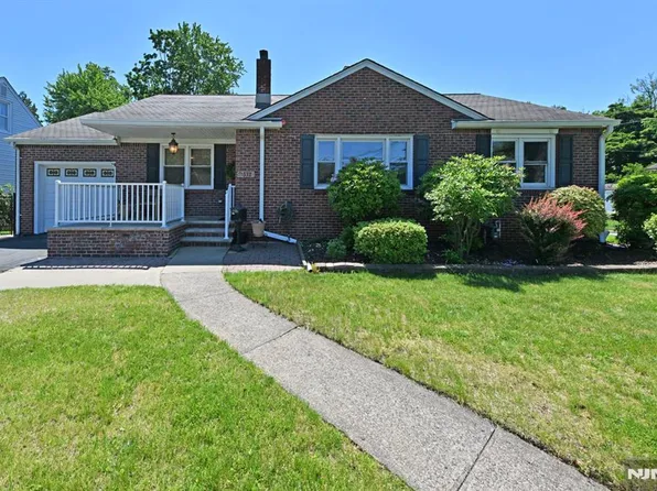 332 Golf Ave, Maywood, NJ 07607