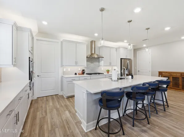 10826 TOWN VIEW Drive, Jacksonville, FL 32256
