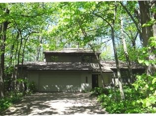 5023 Singing Trees Dr, Racine, WI 53406