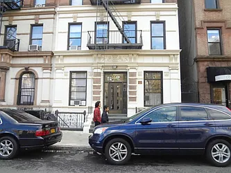 Rented by Living New York