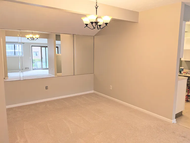 18-7 High Gate Trl — Photo 3