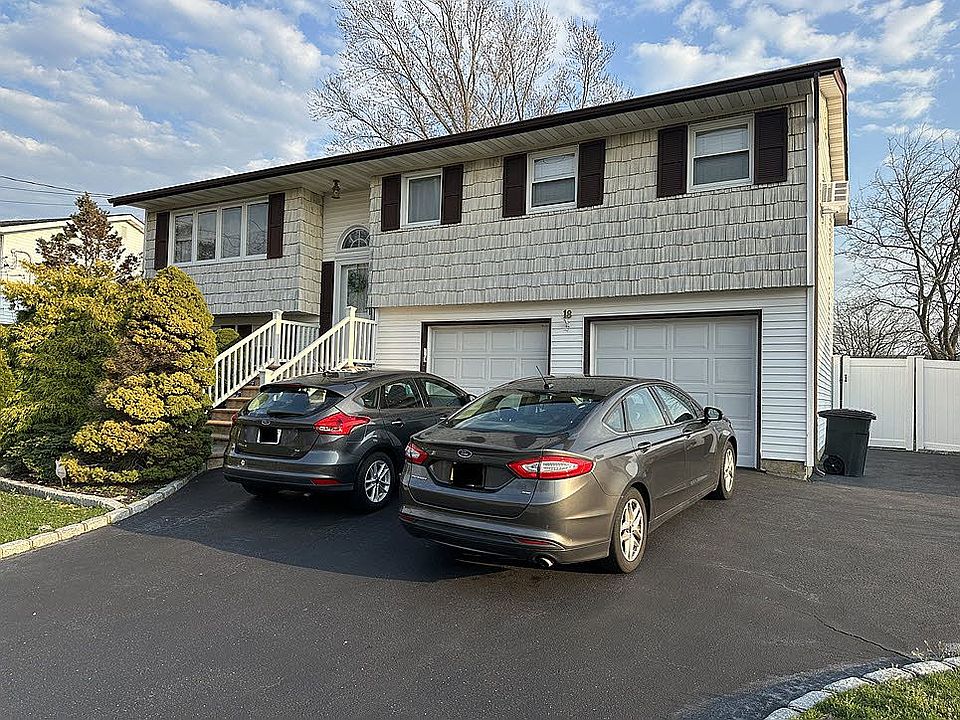 18 Patrician St, Holbrook, NY 11741 Zillow