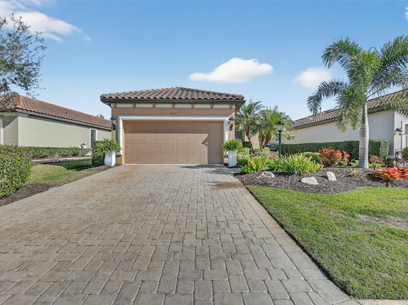 4925 Savona Run, Bradenton, FL 34211