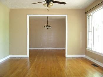 2nd image of 804 Greenwood Dr