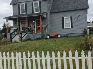 706 B St, Vader, WA 98593