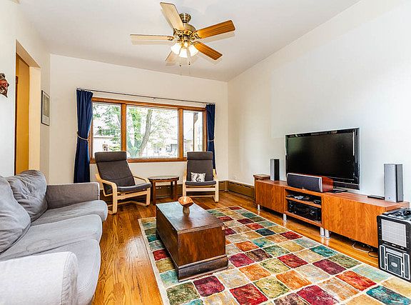 4th image of 5255 W Cuyler Ave