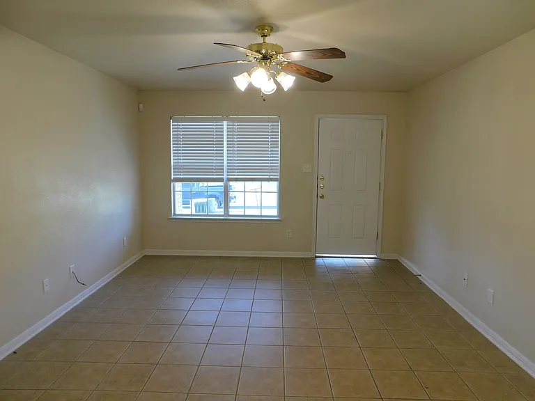 368 Nolan Ridge Dr #B — Photo 2