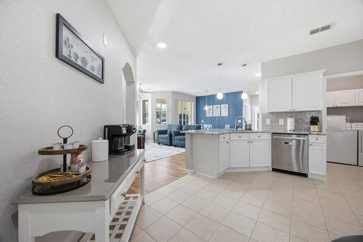 2 bed, 3.0 bath, 1542 sqft, $2,250 — Photo 4