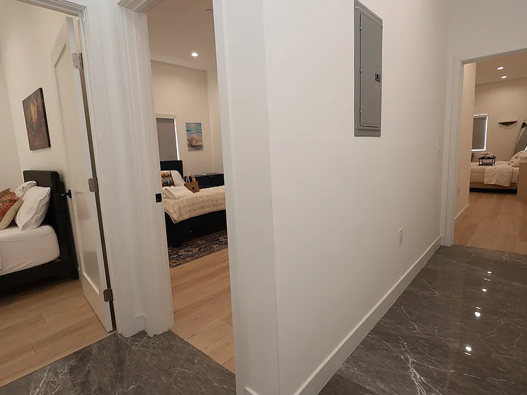 6825 Ranchito Ave — Photo 12
