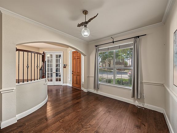 3rd image of 1125 Stone Gate Dr