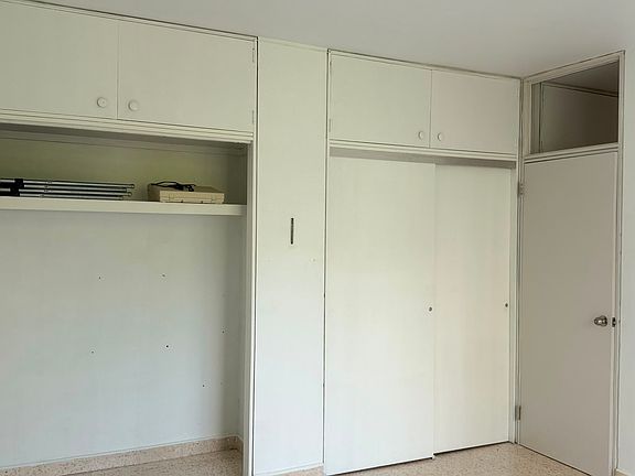 3rd image of 1357 Wilson #302