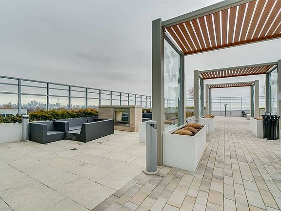 5th image of 1830 Bloor St W #1020
