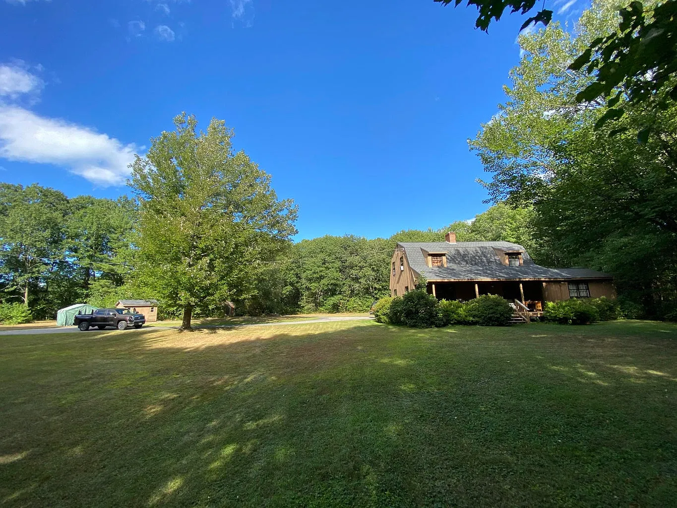 4 bed, 1864 sqft, $2,500 — Photo 3