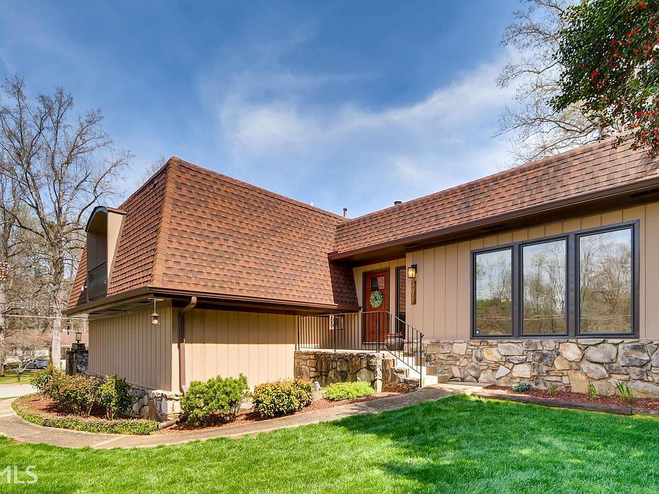 1st image of 3677 Doroco Dr