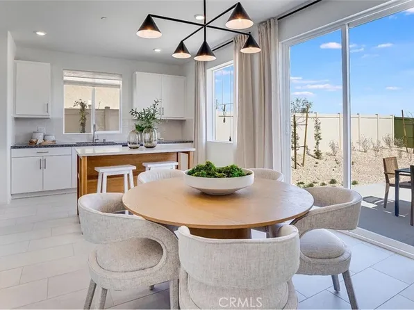 17886 McKenzie Ct, Hesperia, CA 92345