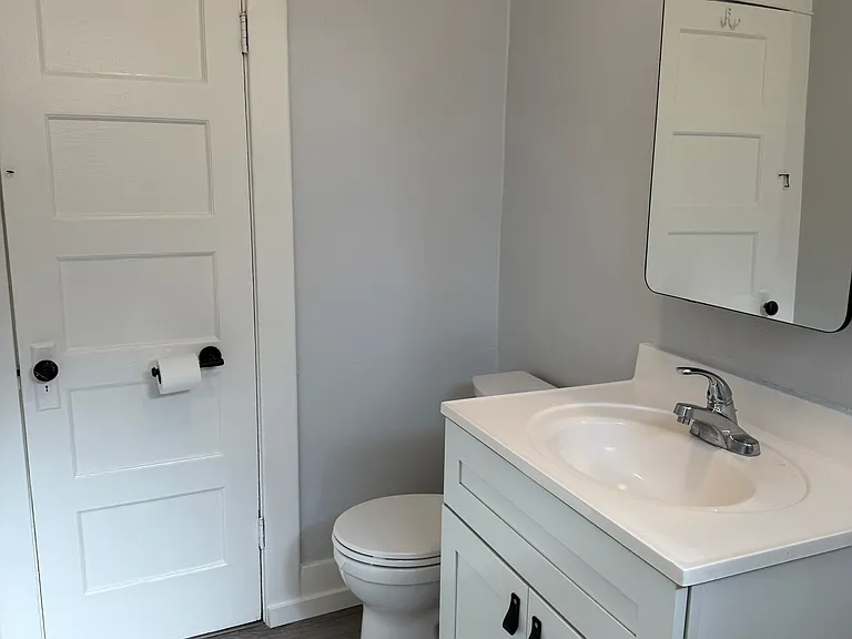 Whiting Ave. 204 W. - 206 — Photo 19