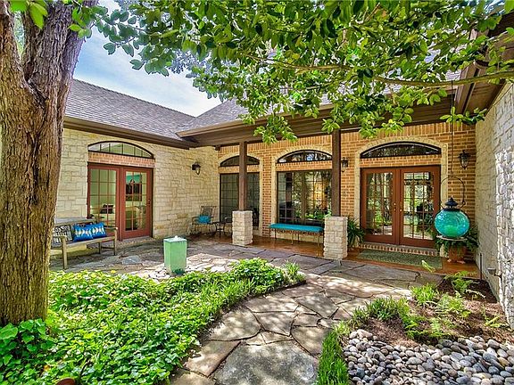 5th image of 1707 Cedar Cove Cir