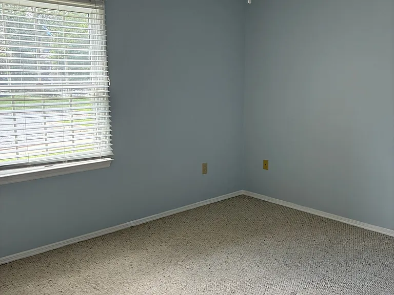 534 Pangborn Blvd #A — Photo 10