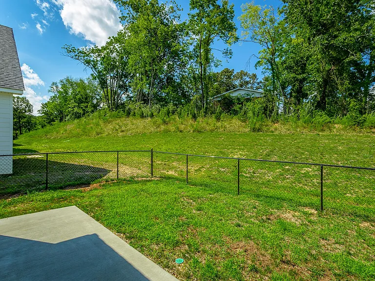 Julias Park — Photo 106