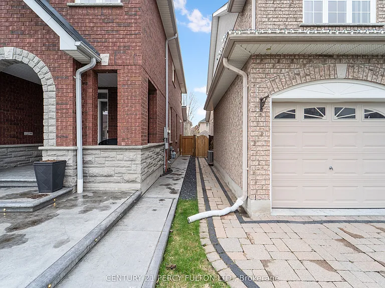 2337 Pindar Cres #BASEMENT — Photo 2