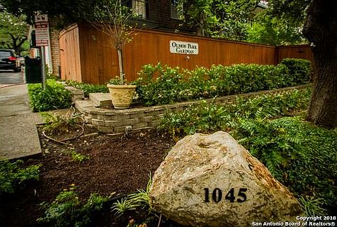 1045 Shook Avenue