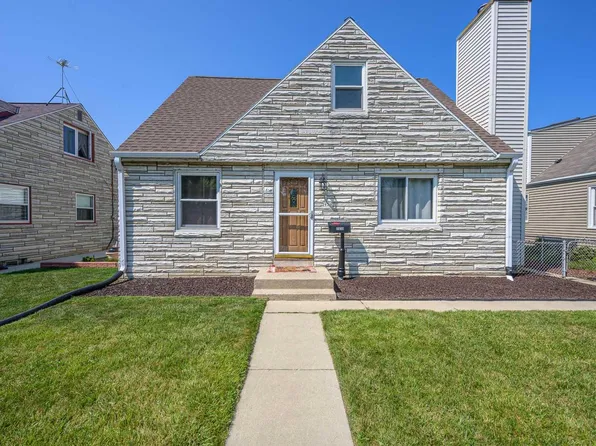 2930 East Armour AVENUE, Saint Francis, WI 53235
