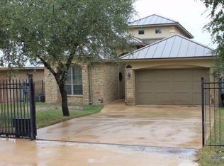 1726 Stagecoach Dr, Canyon Lake, TX 78133